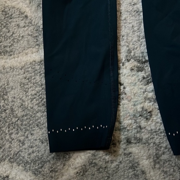 Lululemon Zoned In Tight in Night Diver - Picture 10 of 12